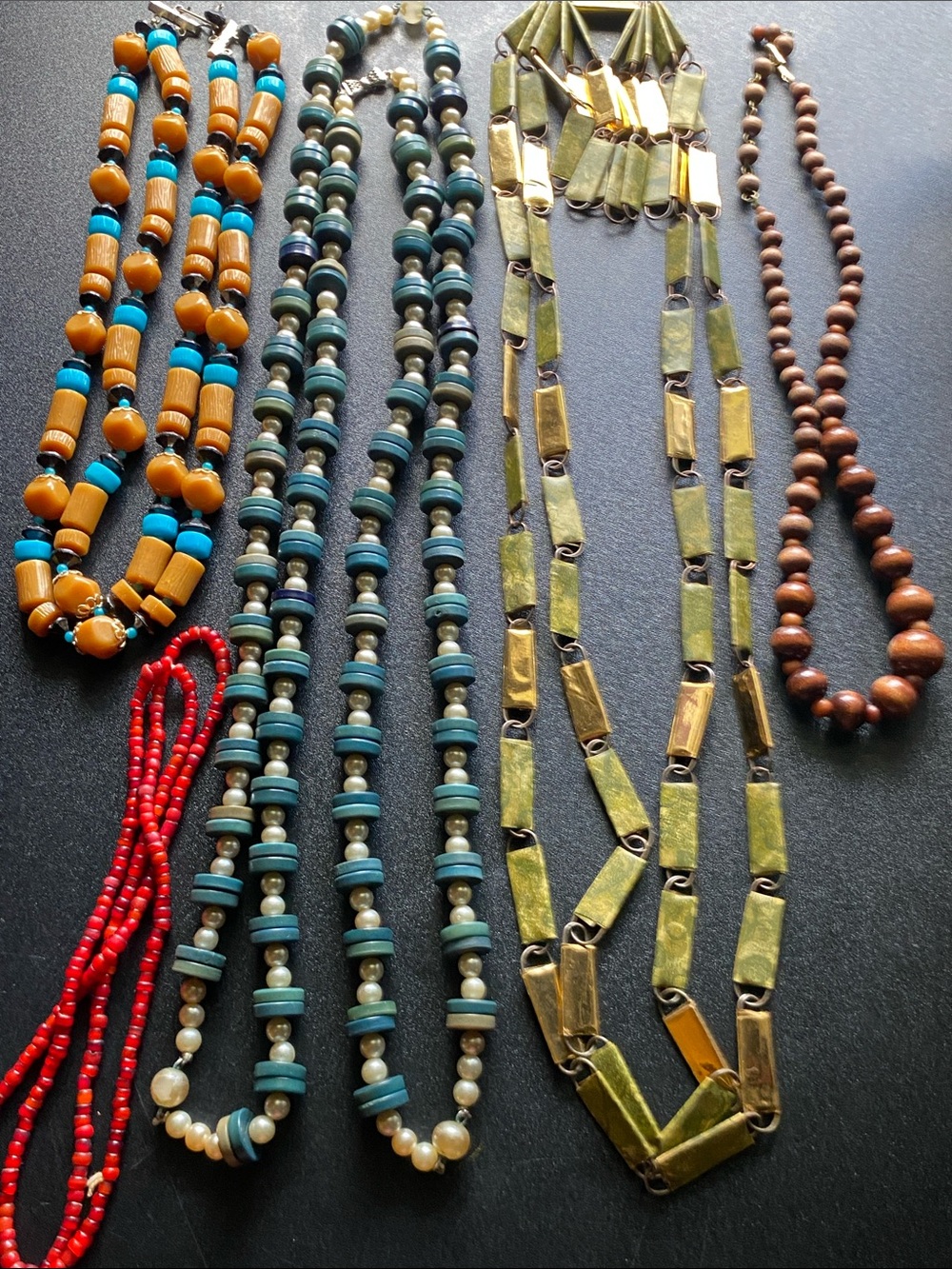Vintage 5pc Mixed Necklace Bundle Set in Turquoise, Gold, Brown and Red